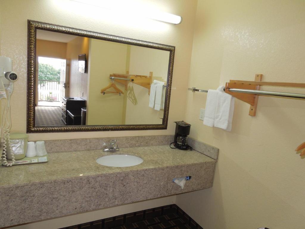 Homegate Inn & Suites غرب ممفيس الغرفة الصورة